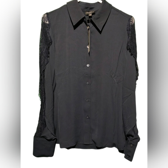 Current Air Tops - Current Air NWT Elegant Navy Lace Sleeve Women's Top Size Medium PTP 20